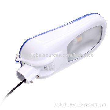 50W LED Streetlight Fixture in Hot Selling with 30-34V LED Working Voltage, CE, RoHS Marks